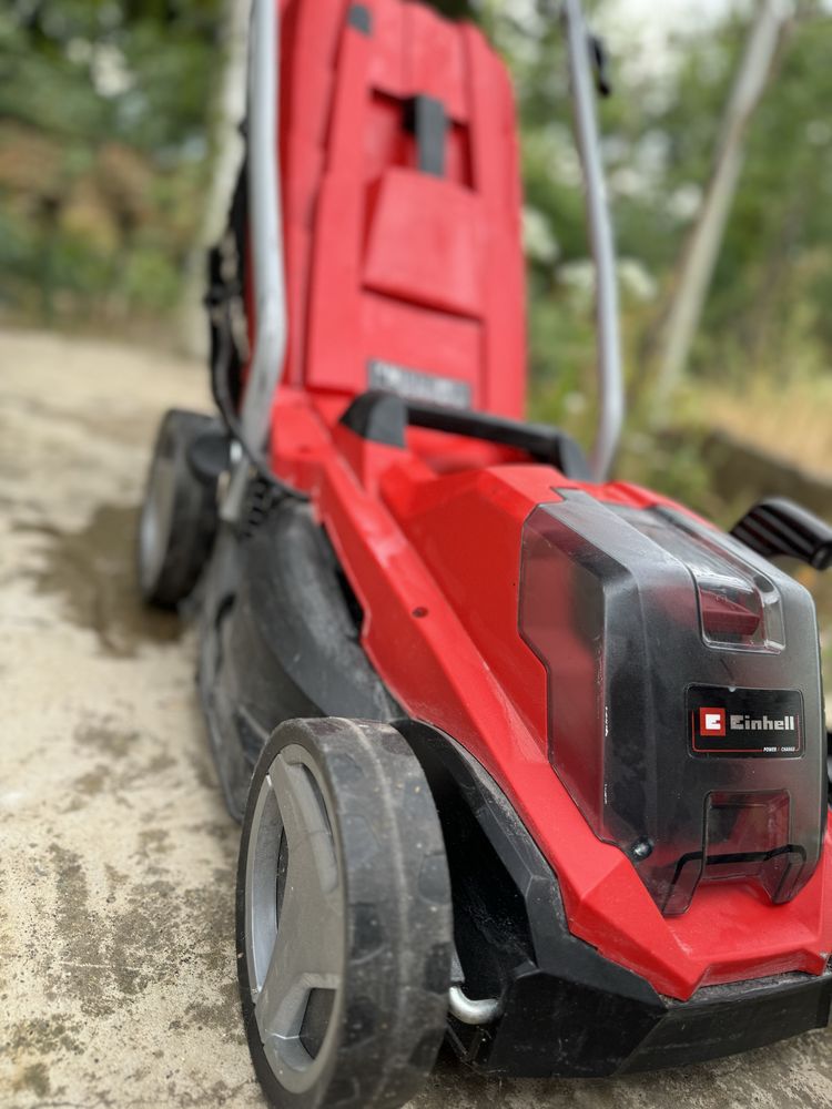 Косачка Einhell на батерия