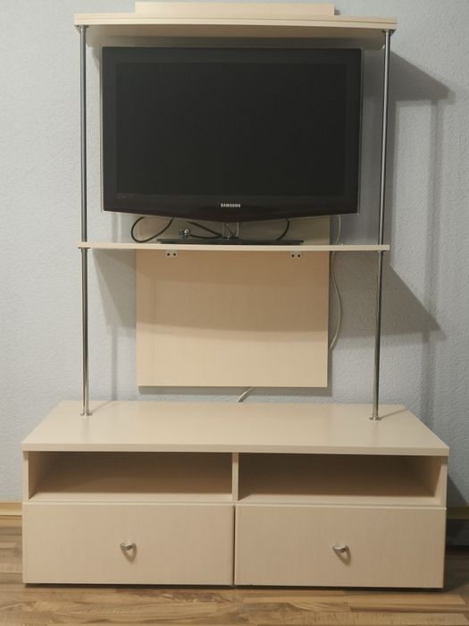Тумба под телевизор