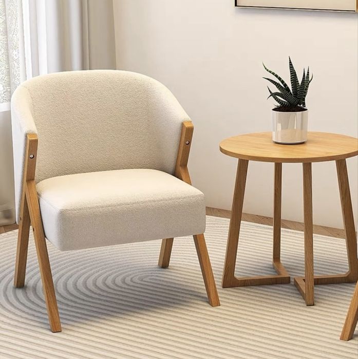 Дизайнерское кресло