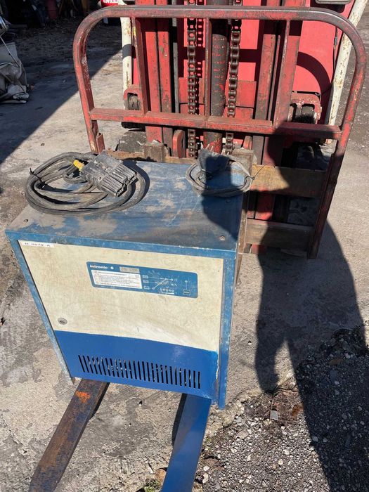 Зарядно за електрокар 24V 120A