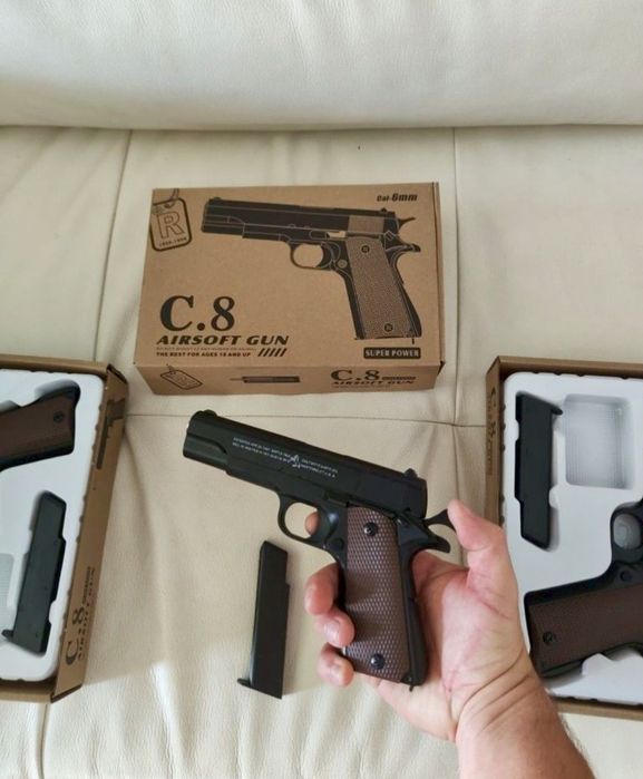 Pistol airsoft metalic, Model 6mm + Cadou 500 bile plastic ABS