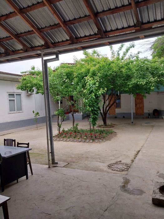 Уй сотилади. Продаётся дом.