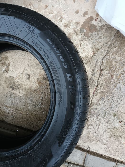 Anvelope daster 215 65r16 iarna