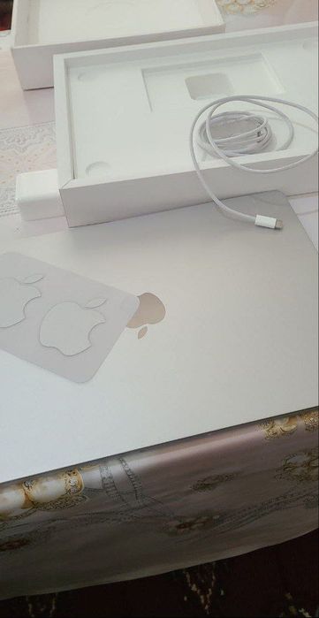 MacBook m3 air 15+inch 16gb 512gb ssd New