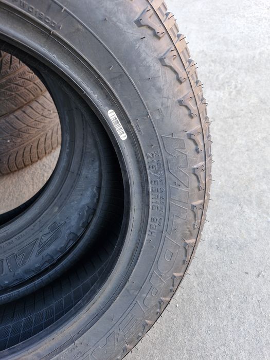 Anvelope iarna noi 215/65/16 2 bucati