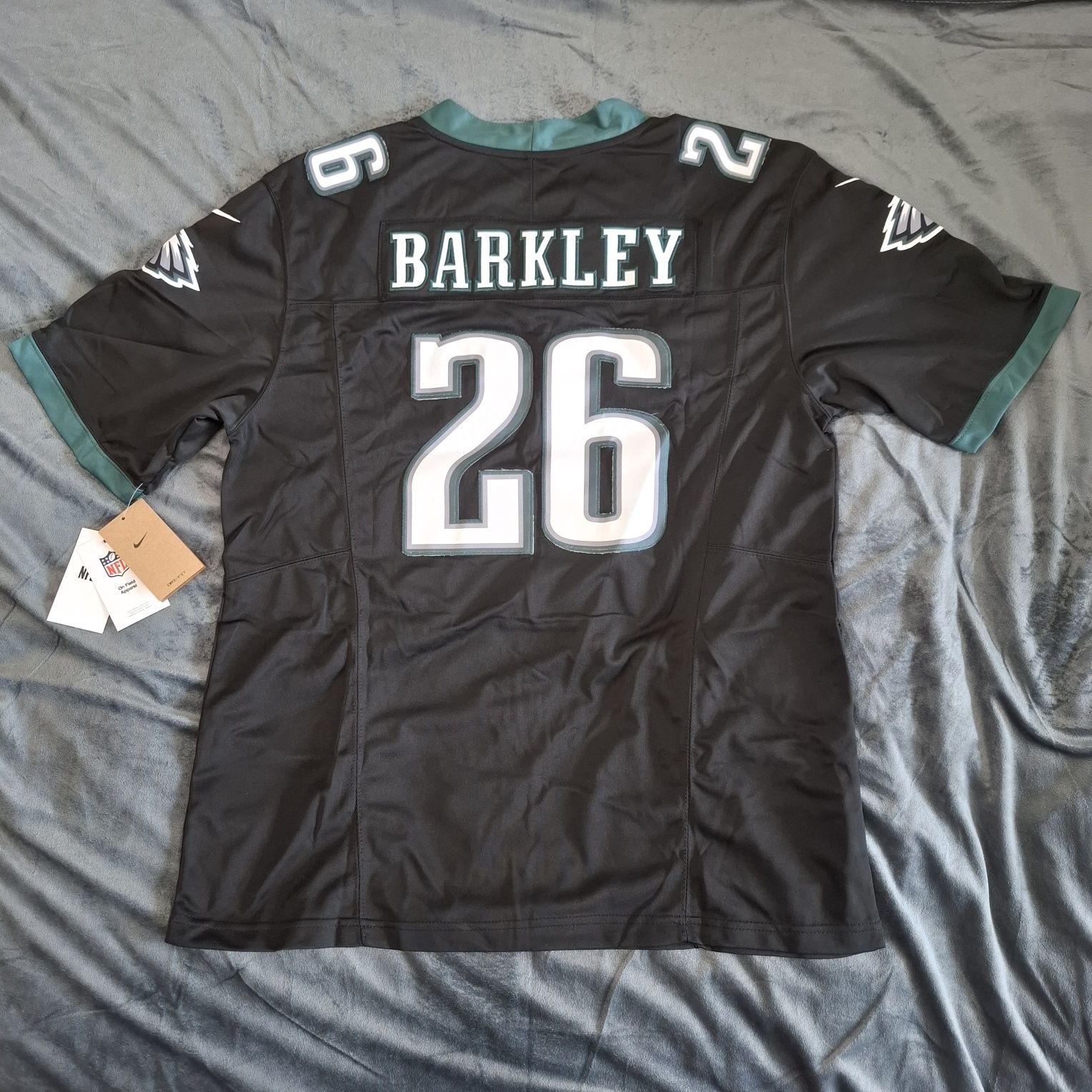 NIKE NFL фланелка на Philadelphia Eagles НОВА