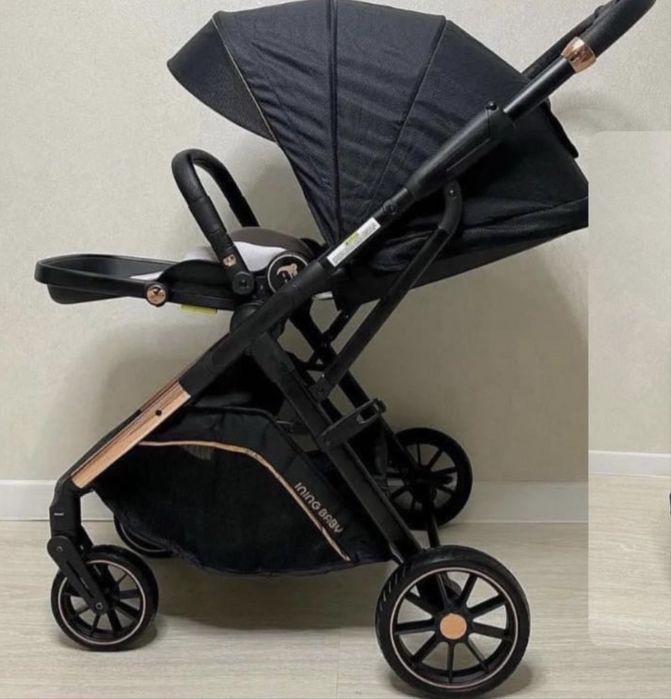 Продам новую коляску