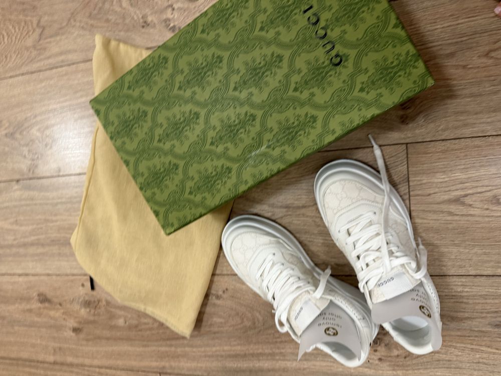Сникърси Gucci нова колекция
