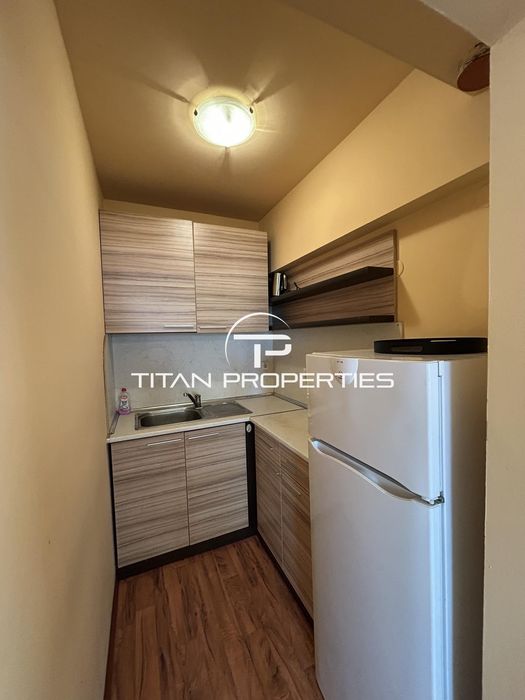 Дава се под наем Двустаен апартамент в Варна, Център - 54 кв.м за 400 € - Снимка #3