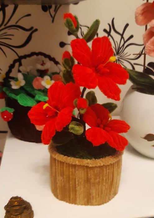 Ghivece flori din sârmă plusata