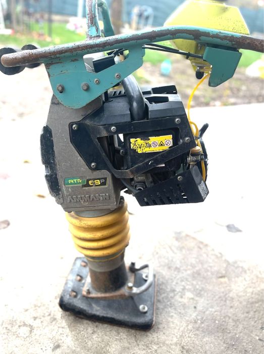 Vand piese mai compactor Ammann, motor Honda