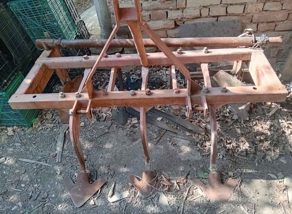 Култиватор селскостопанска техника