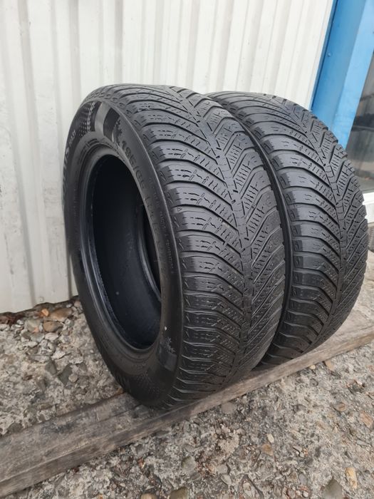 2 Anvelope de iarna*195/65R15*KUMHO*LICHIDARE STOC*75 Lei Buc*