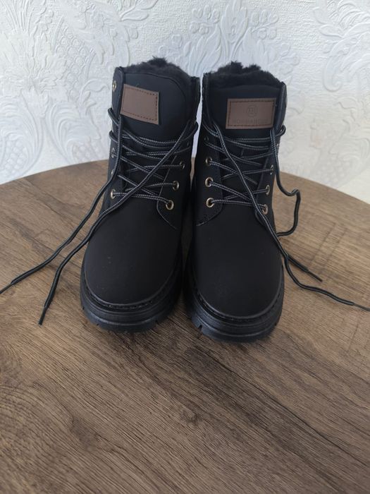 Продам новые сапожки