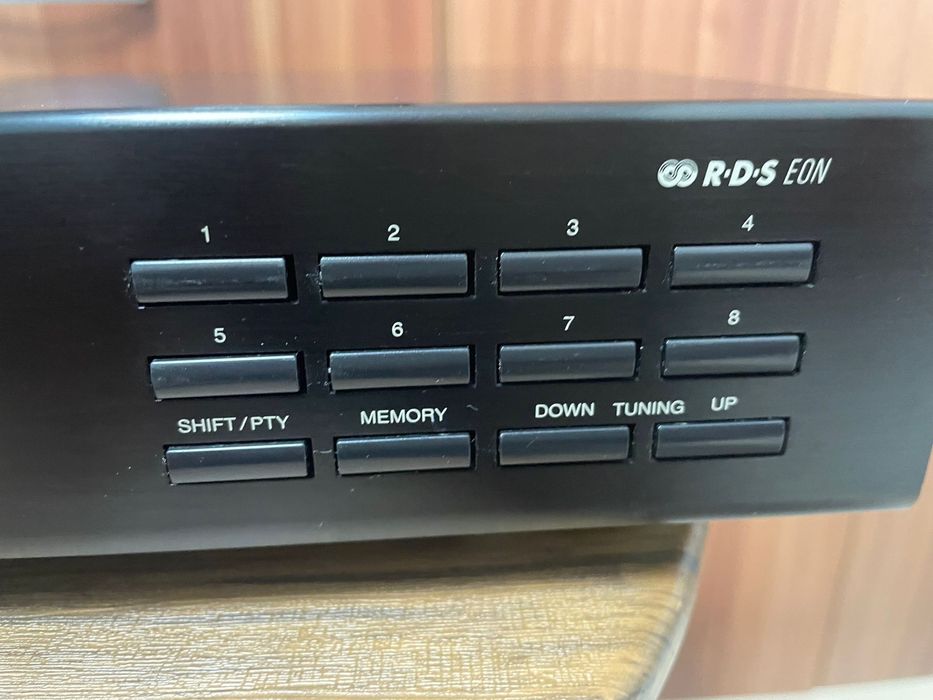 Denon TU-215RD Stereo Tuner FM/AM