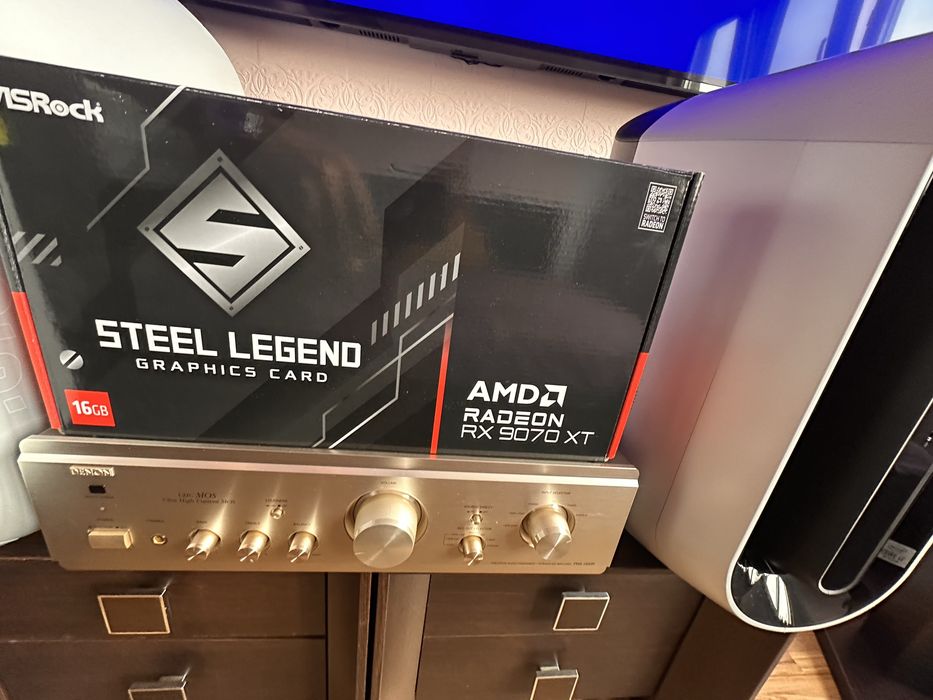 AMD Radeon 9070xt Steel Legend Нова !