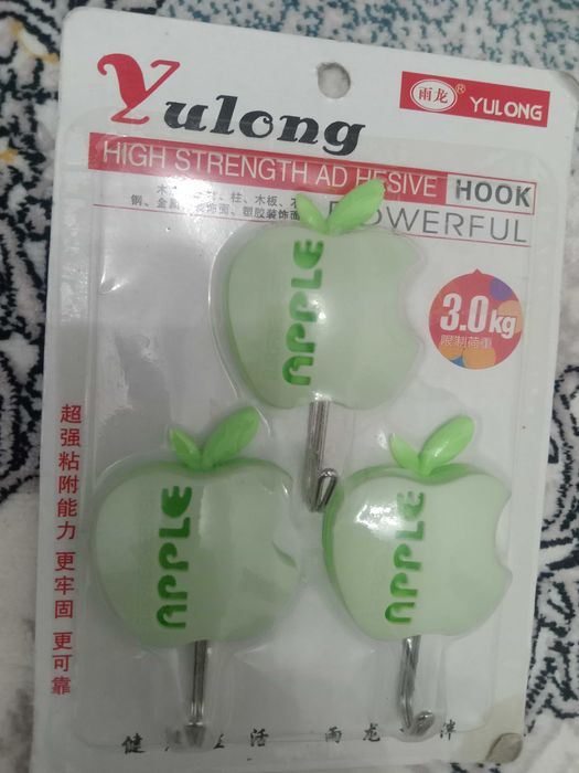 Продам крючки для полотенец или одежды