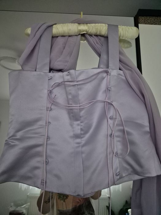 Compleu ocazie fustă si corset