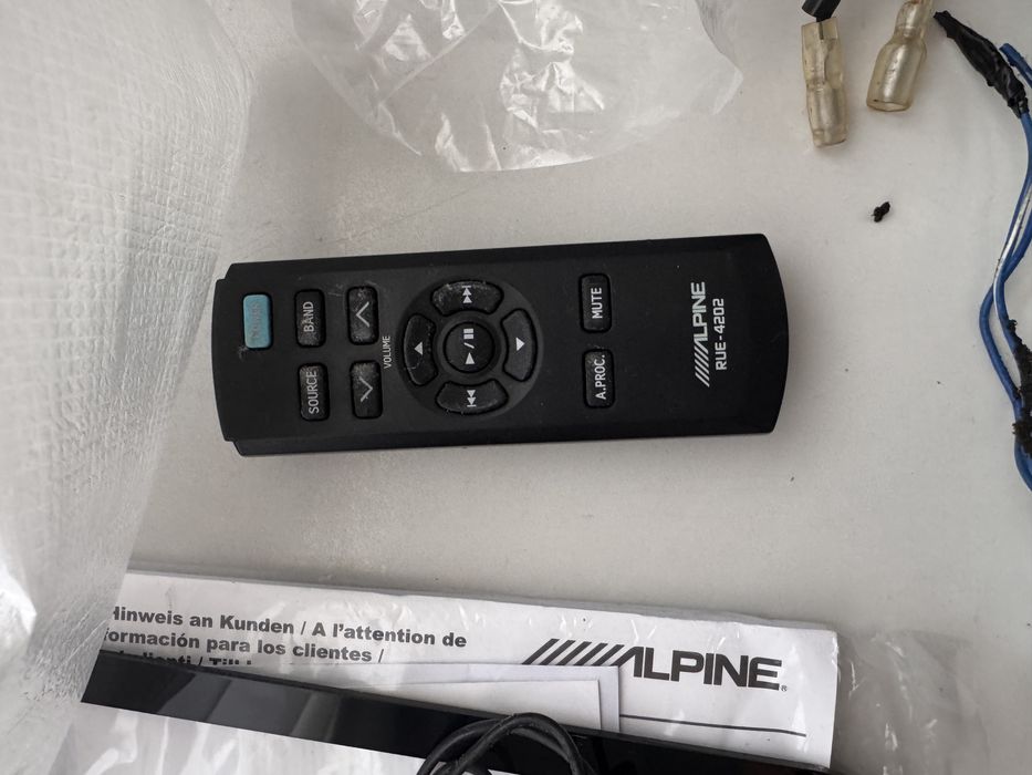 Продается 2 din Alpine