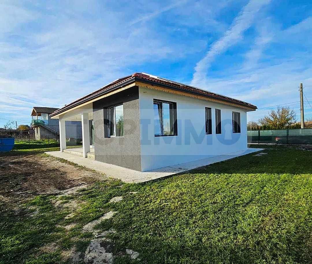 Продава се Къща в с. Плачидол, Област Добрич - 133 кв.м за 1286 €/кв.м - Снимка #2