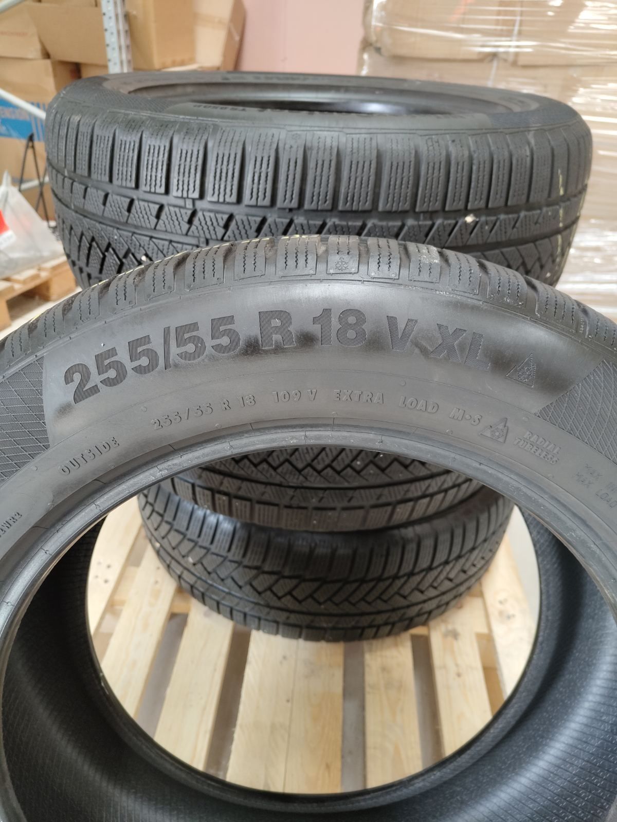 Зимни гуми Continental 255/55 R18 ML320