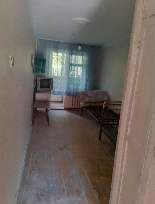 1 / 2 / 4 комнат. Чиланзар-22 Кв. Галерейка 26м2. Балкон 1,20--3.