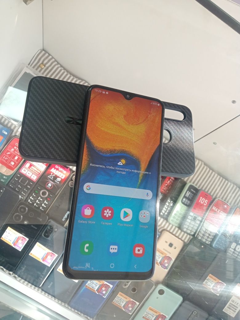 Samsung A20 ekran radnoy