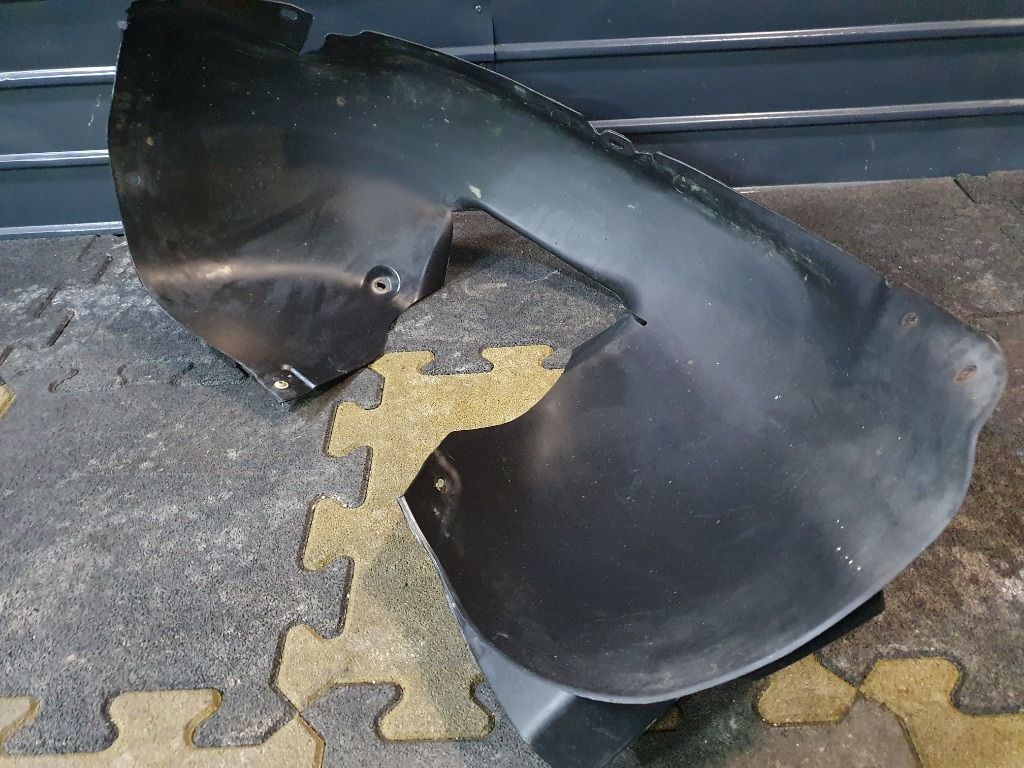 Carenaj mare roata stanga fata VOLKSWAGEN PASSAT Variant 3C5 2005 - 2011 2.0 TDI 16V BKP, CBAB 1K0805977B