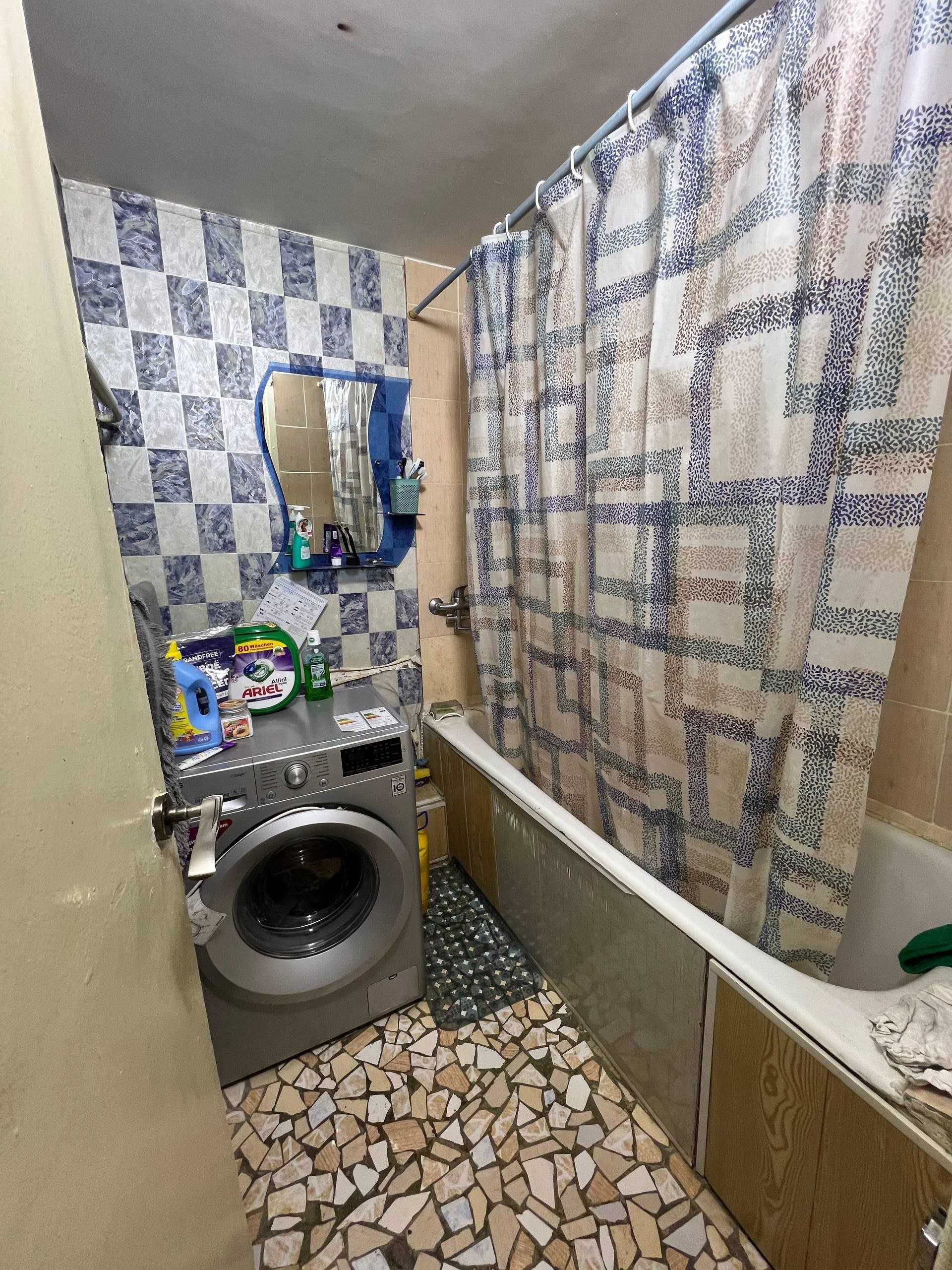Продаётся квартира 3 ком 78 м2 балкон 2х6 отличное локация