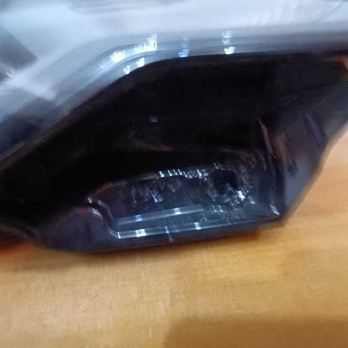 far dteapta audi a6 c8 4k0941034 full led original