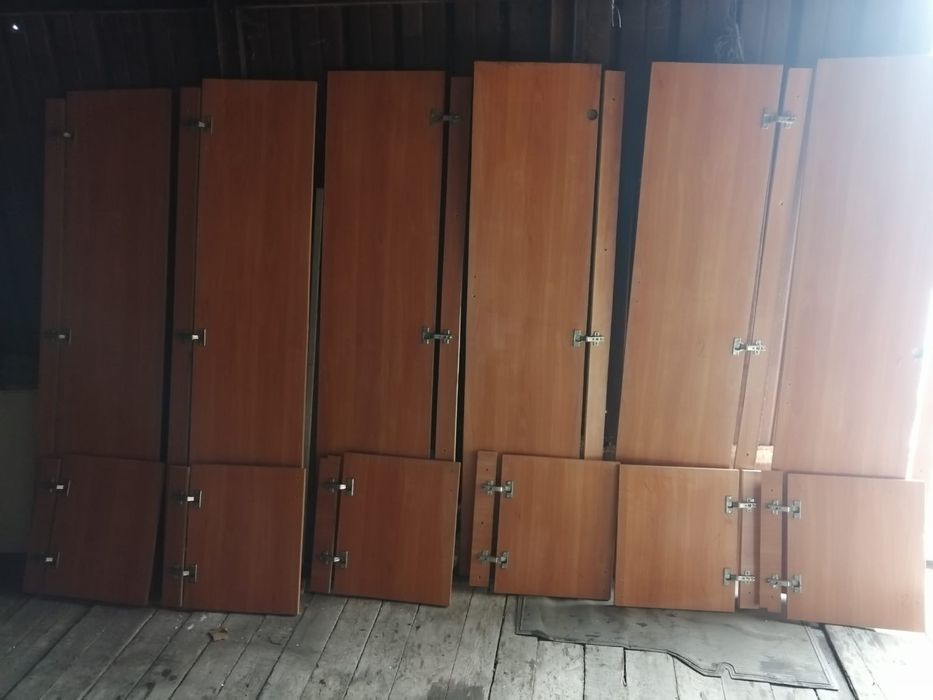Ламинированные дверцы со шкафов