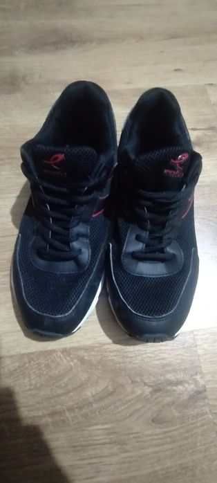 Trening Adidas, Adidasi Sport, Trening Crem