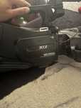 vand Panasonic NV-MD10000 is a 3 CCD