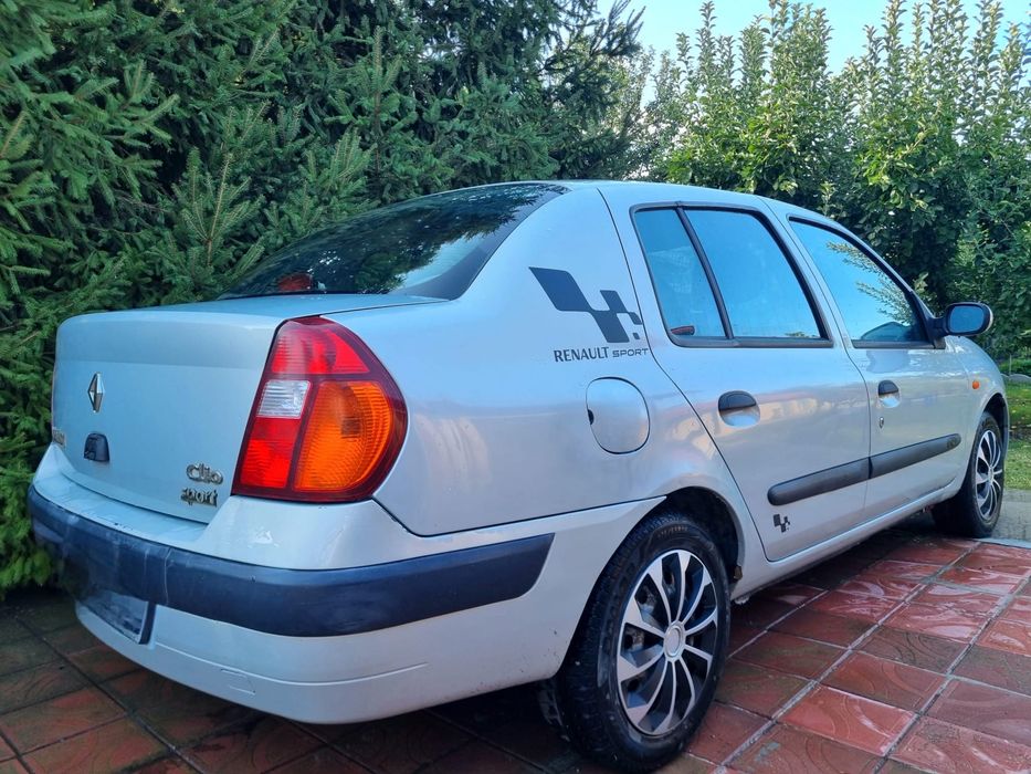 Renault clio 2003