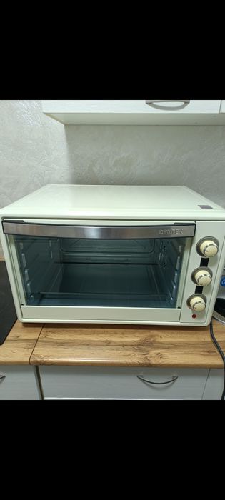 Продам духовку.Новая