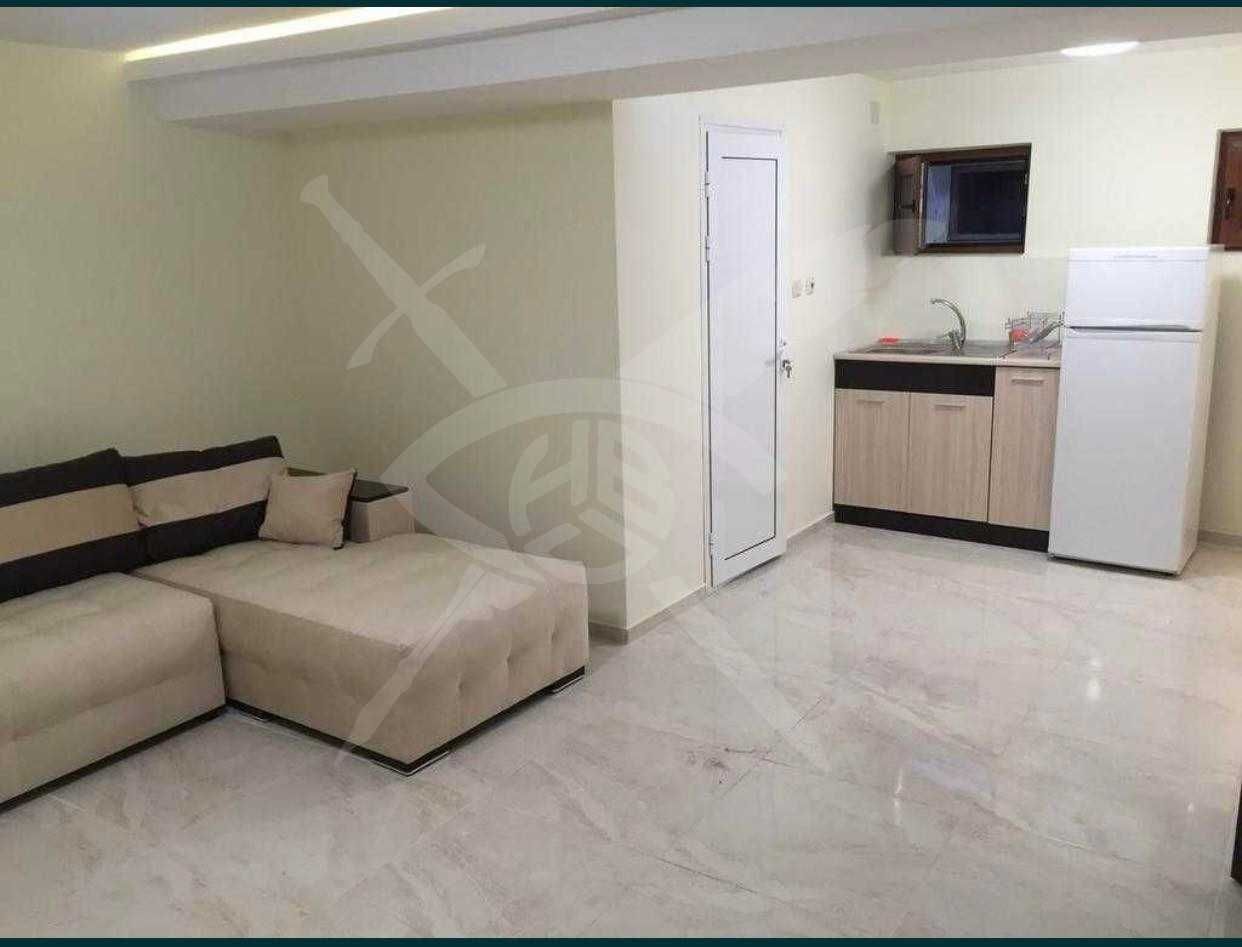 Дава се под наем Мезонет в Варна, Генералите - 130 кв.м за 750 € - Снимка #2