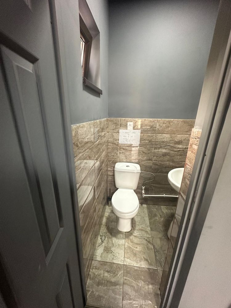 Spatiu comercial de vanzare sau închiriat