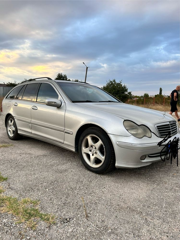 Mercedes-Benz C-Clas.Автома .W203на !!!части!!! Мерцедес Ц-класа w203.