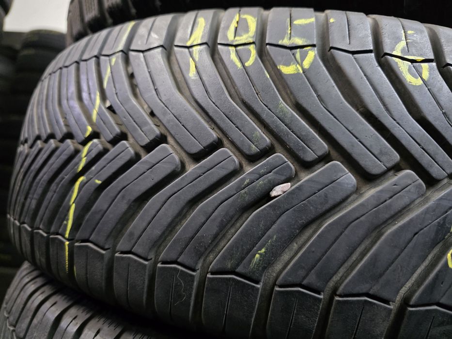 4бр Всесезонни гуми 185 60 15 -