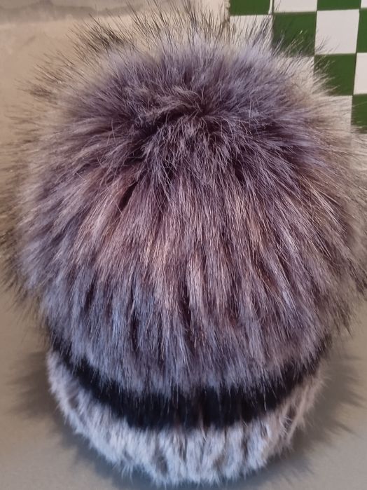 Продам шапку женская