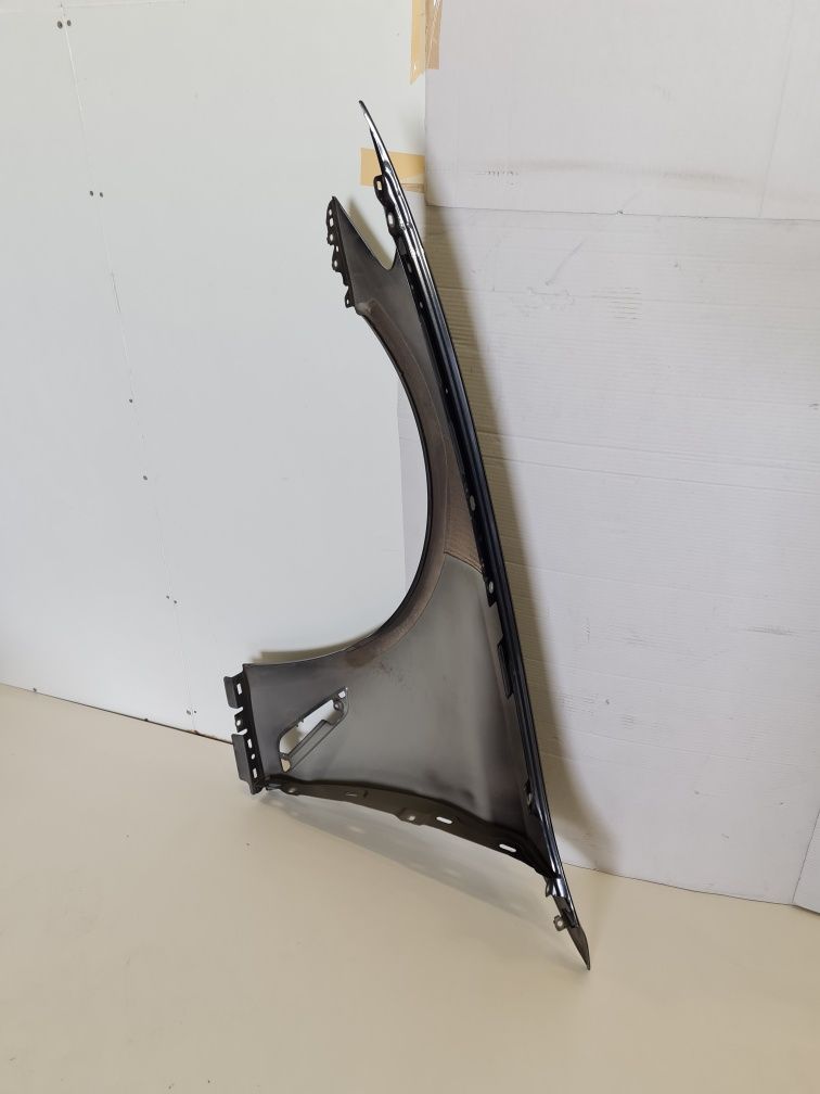 Aripa fata dreapta BMW Seria 5 G30 G31 / aluminiu/an-2016-2020