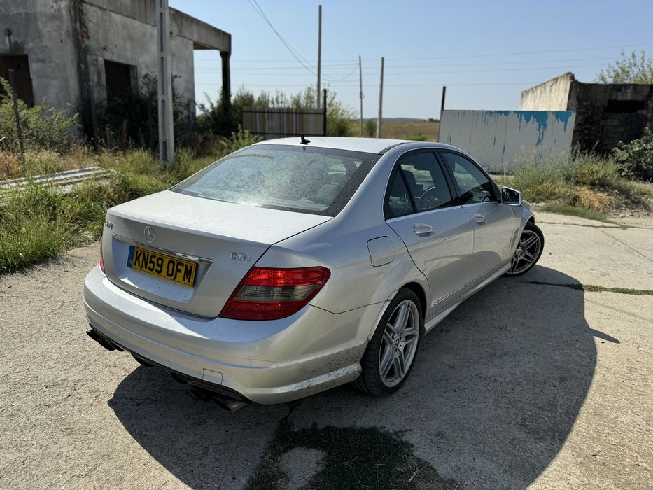 Dezmembrez Mercedes C350 pachet amg jante amg