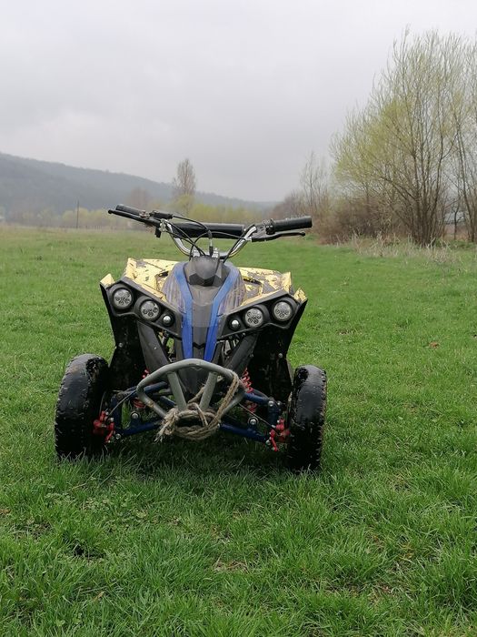 Vând atv de 49cc sau schimb cu diverse defecte pistonul