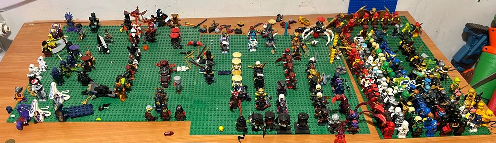 Ninjago фигурки .