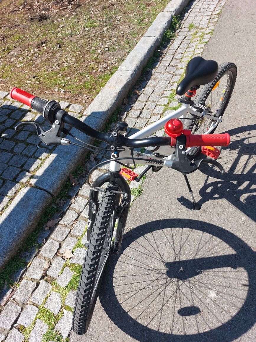Bicicleta B- twin
