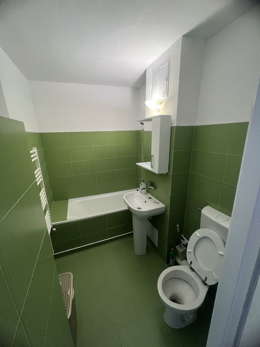 Inchiriez apartament 2 camere Gavana Lidl etaj 1 decomandat