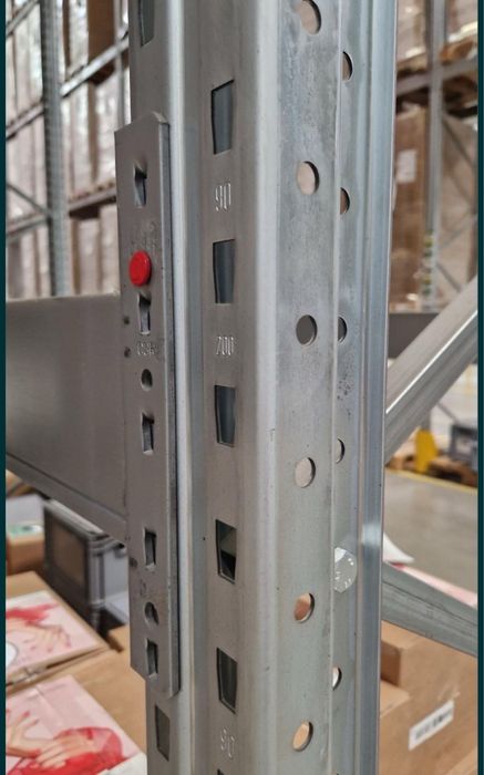 Rafturi metalice zincate galvanizate