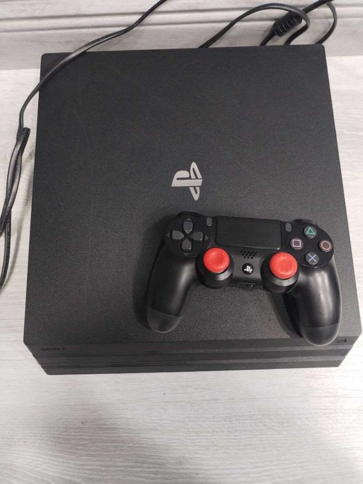 Ps4 pro в идеальном состоянии