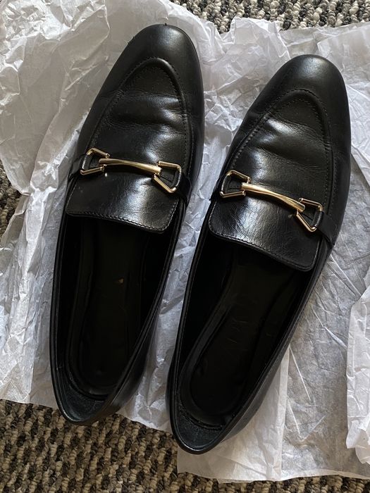 Продам лоферы zara