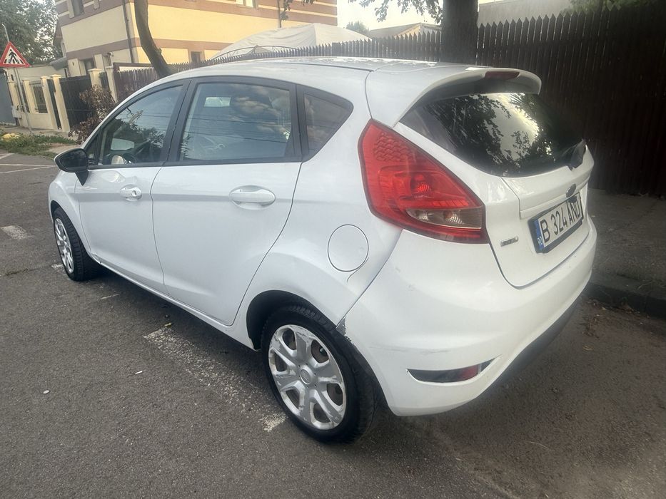 Ford fiesta 2010